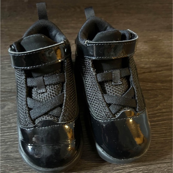 Jordan Max Aura Toddler (7c) - Picture 4 of 4